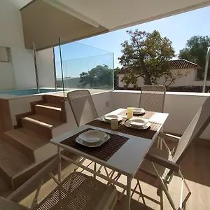 apartamento-terrazas-del-mar-piscina-privada.hotelsinnerja.org/